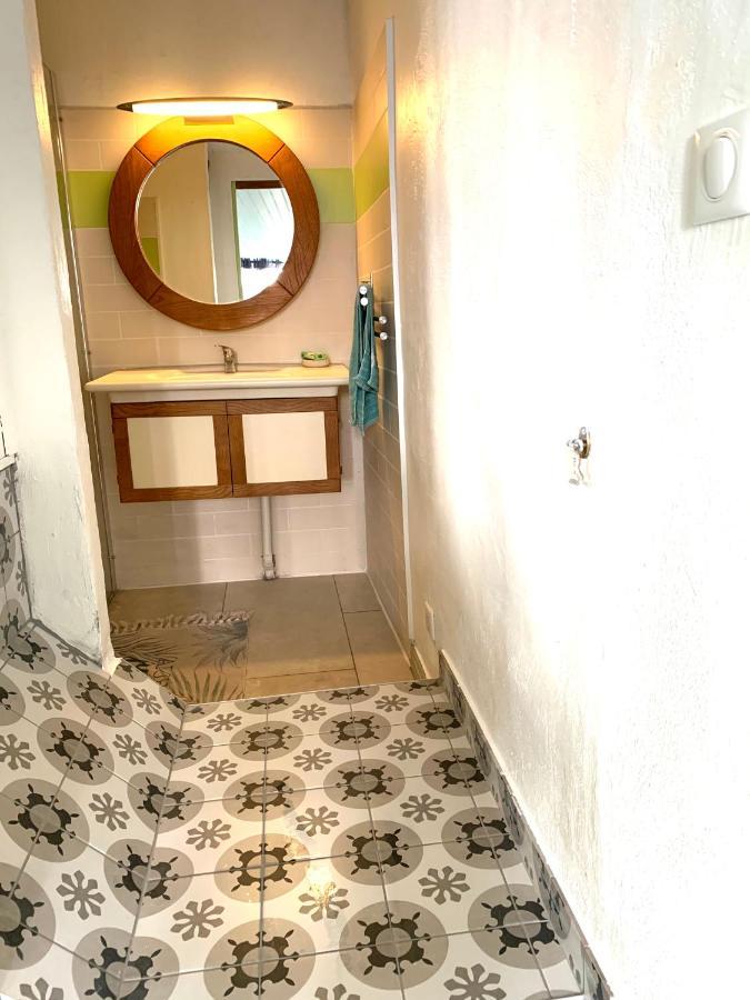 Ruoms Petite Maison 3* Centre-Village Dış mekan fotoğraf
