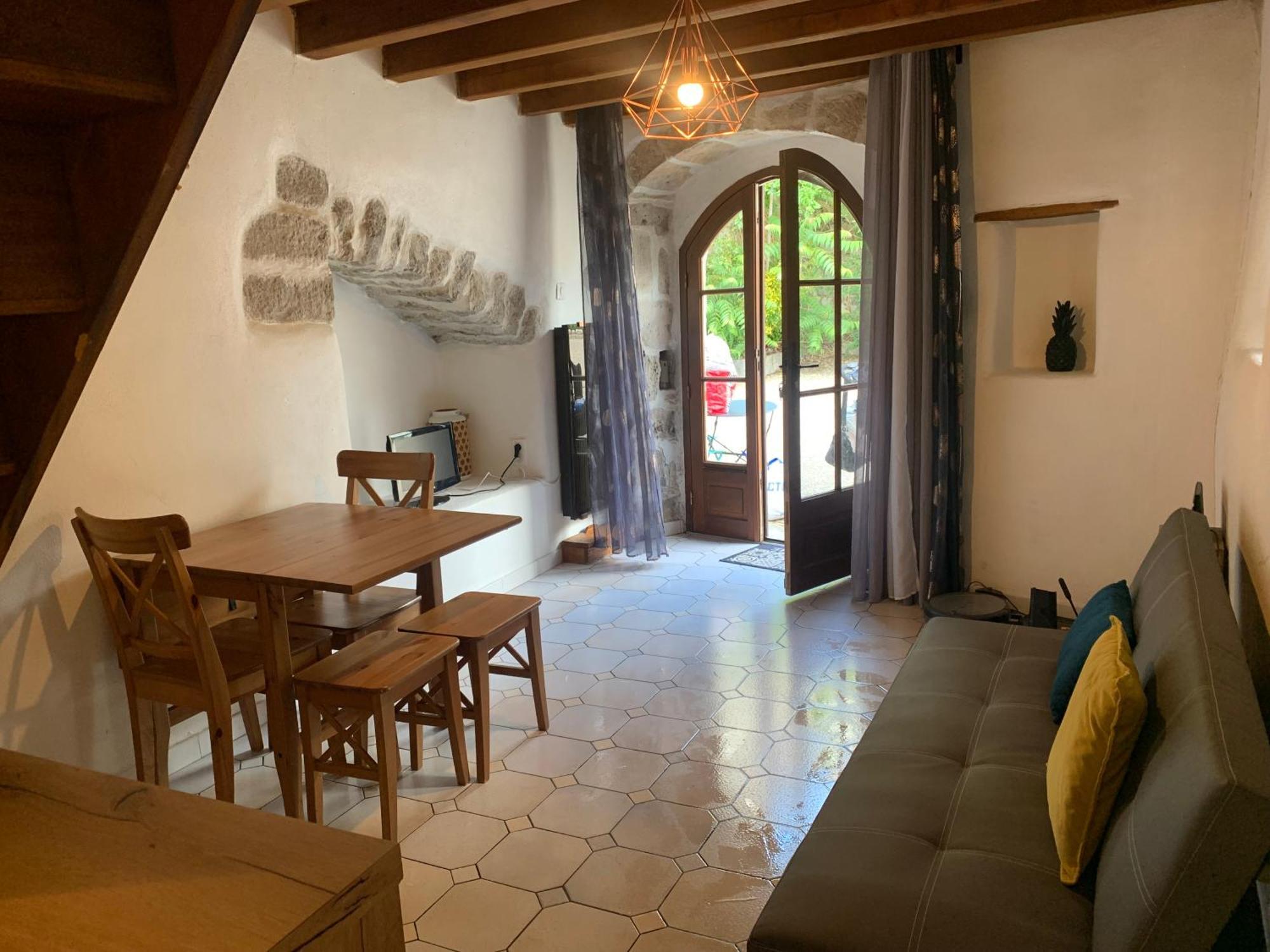 Ruoms Petite Maison 3* Centre-Village Dış mekan fotoğraf